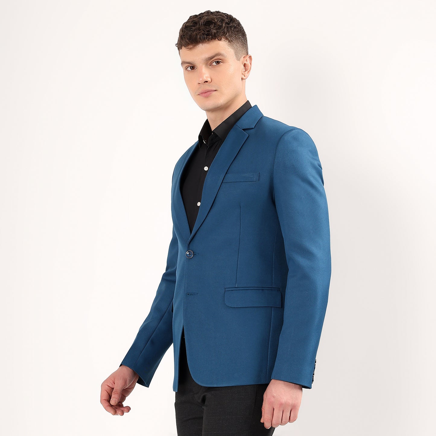 Button detail on Darelooks peacock green blazer two button single breasted closure with polished tailoring