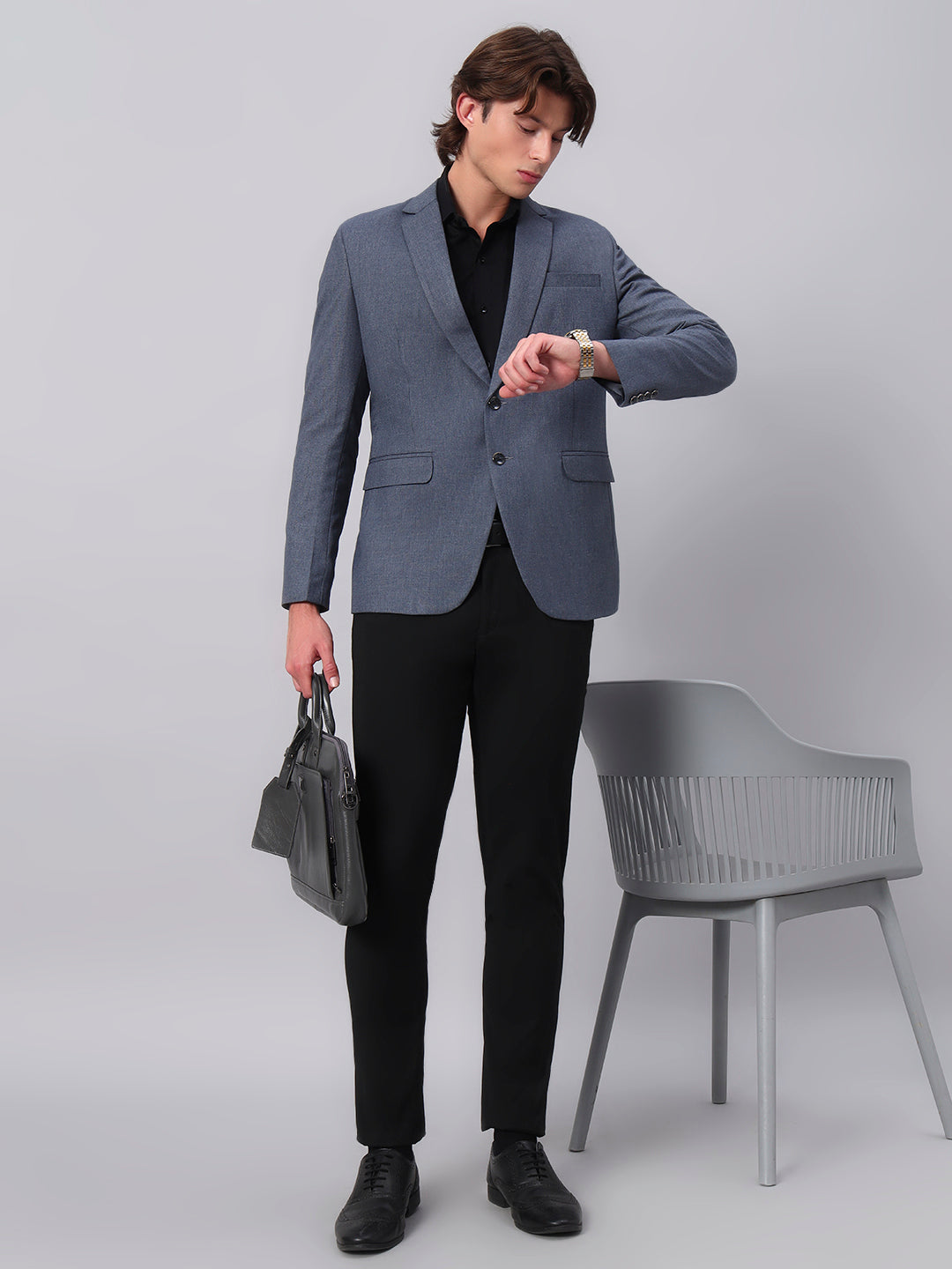 Smart casual outfit with blue formal blazer