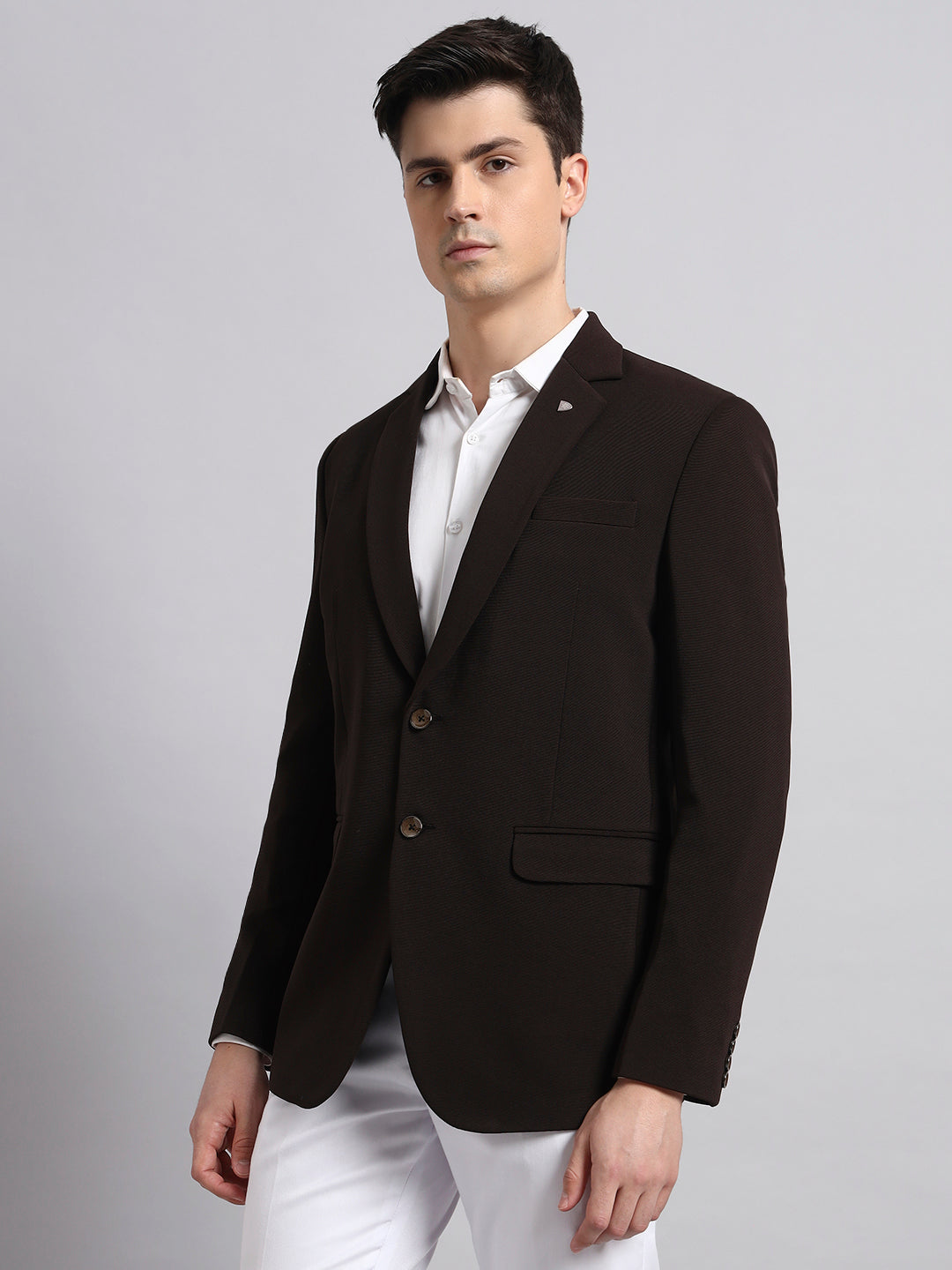 Elevated casual outfit featuring brown stretch blazer