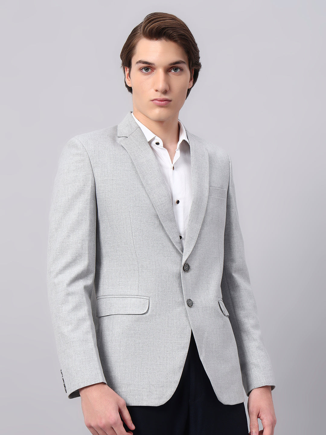 Men wearing light grey viscose blazer in soft elegant look