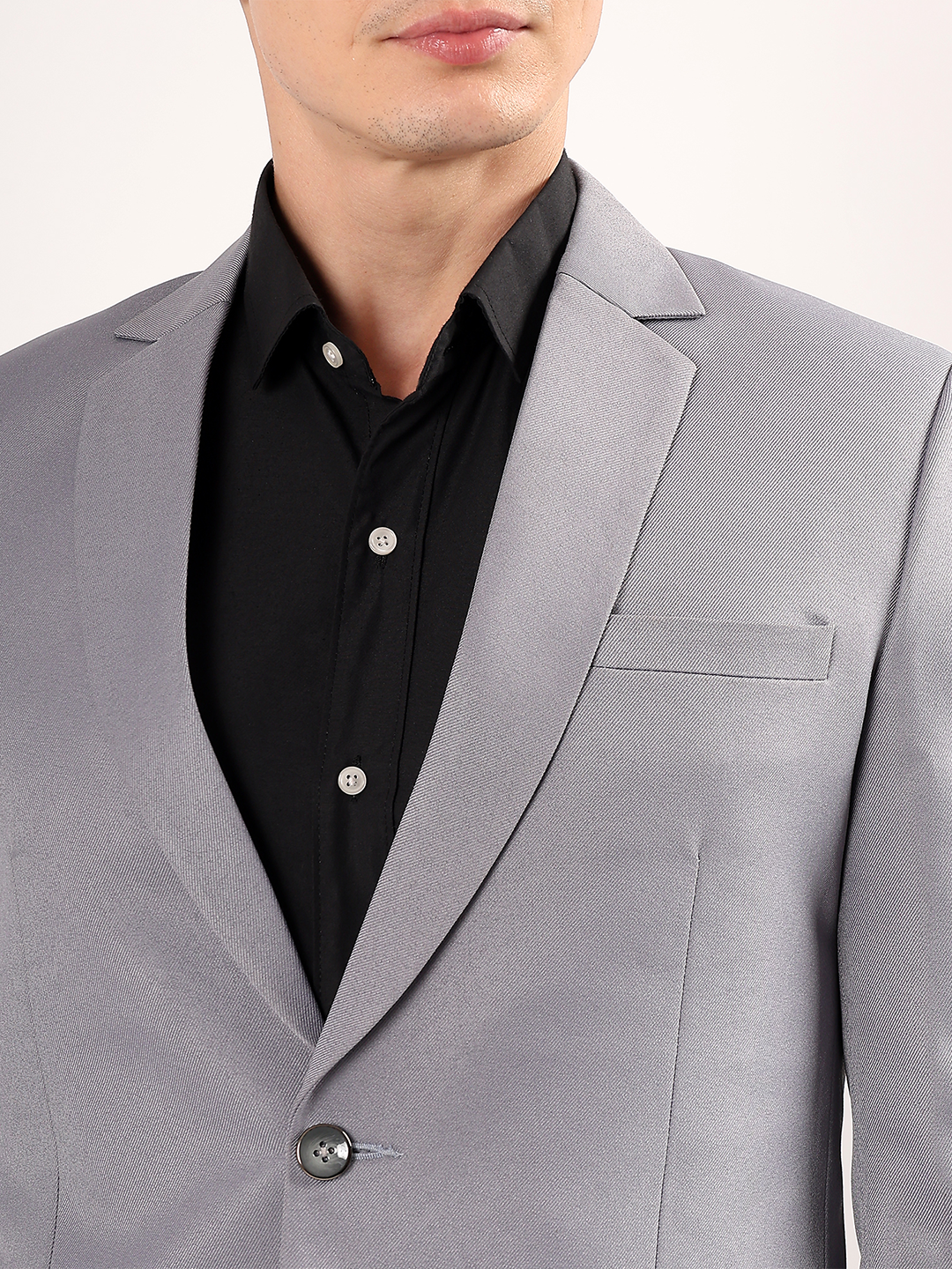 Classic elegant outfit featuring Spanish grey blazer